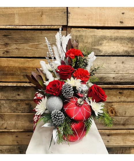 Holiday Ornament Bouquet