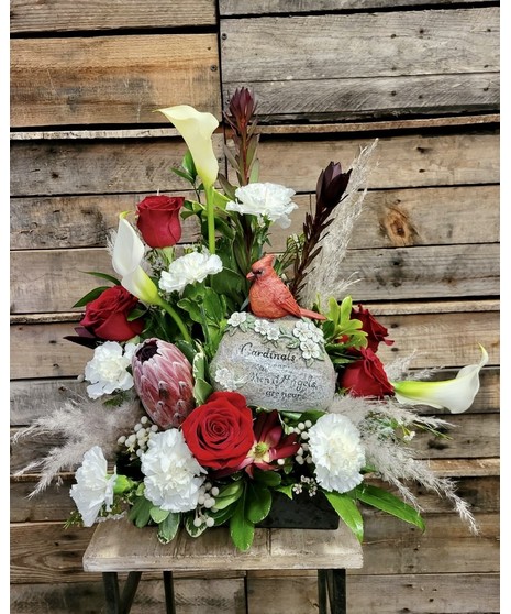 Cardinals Appear Bouquet
