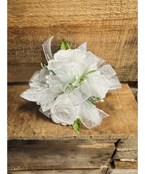 white spray rose in corsage